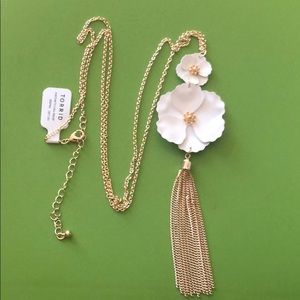 Torrid matte floral necklace